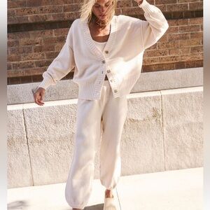 FP BEACH Hailee Cardi Set